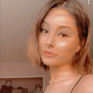 Meet your Posher, Sydney